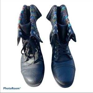 Marvel Women’s Comic Combat Boots In Size 9